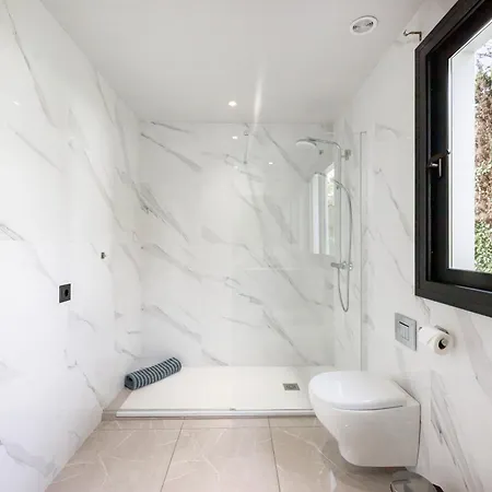 Alegria By Kura Homes * Марбелья