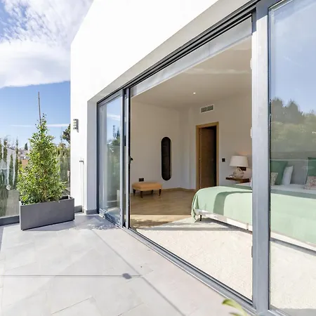 Вілла Alegria By Kura Homes Марбелья